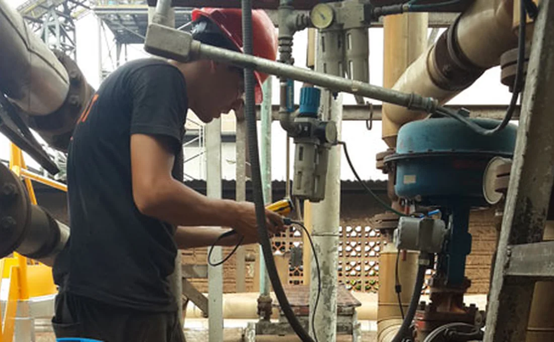 Mantenimiento y calibración de válvulas modulantes en planta industrial